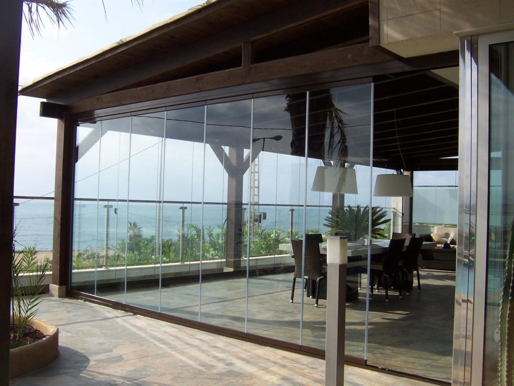 rideau-de-verre-pergola